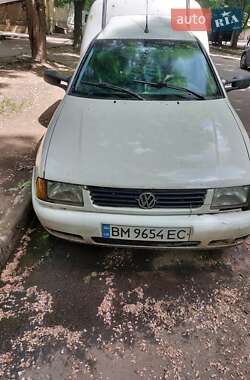 Інші вантажівки Volkswagen Caddy 2001 в Сумах