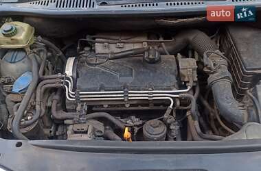 Минивэн Volkswagen Caddy 2007 в 