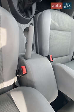 Минивэн Volkswagen Caddy 2009 в 
