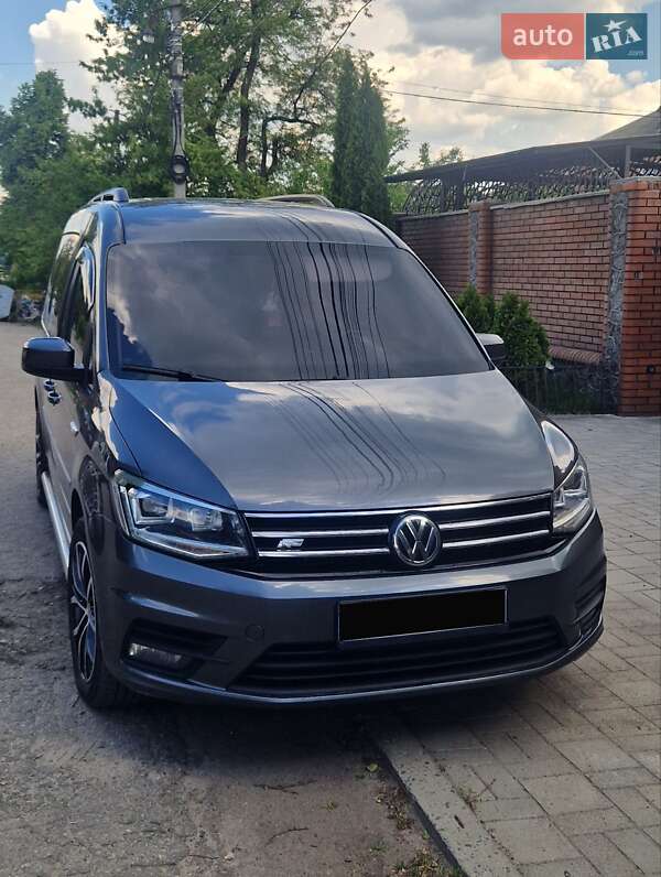Мінівен Volkswagen Caddy 2016 в 