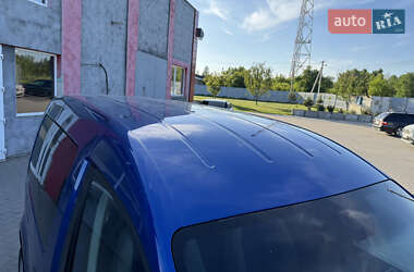 Мінівен Volkswagen Caddy 2005 в 