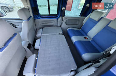 Мінівен Volkswagen Caddy 2005 в 