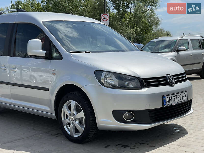 Минивэн Volkswagen Caddy 2015 в Бердичеве