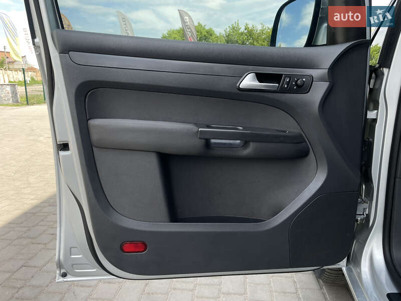 Минивэн Volkswagen Caddy 2015 в Бердичеве