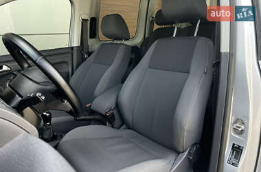 Минивэн Volkswagen Caddy 2015 в 