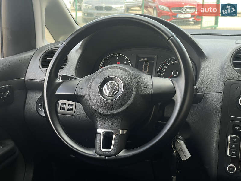 Минивэн Volkswagen Caddy 2015 в Бердичеве