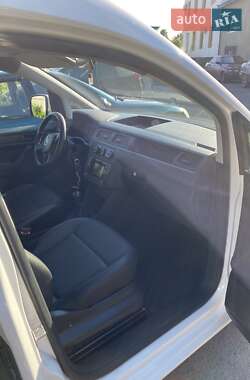 Грузовой фургон Volkswagen Caddy 2016 в 