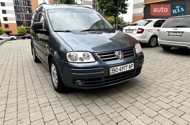 Минивэн Volkswagen Caddy 2010 в 