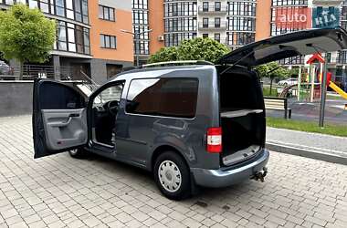 Минивэн Volkswagen Caddy 2010 в 