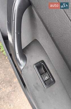 Минивэн Volkswagen Caddy 2012 в 