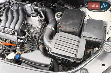Минивэн Volkswagen Caddy 2012 в 