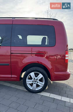 Минивэн Volkswagen Caddy 2013 в 