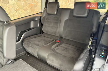 Минивэн Volkswagen Caddy 2015 в 