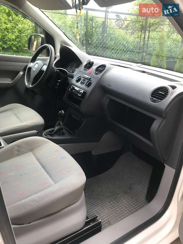 Мінівен Volkswagen Caddy 2009 в Бориславі фото 9 Мінівен Volkswagen Caddy 2009 в Бориславі
