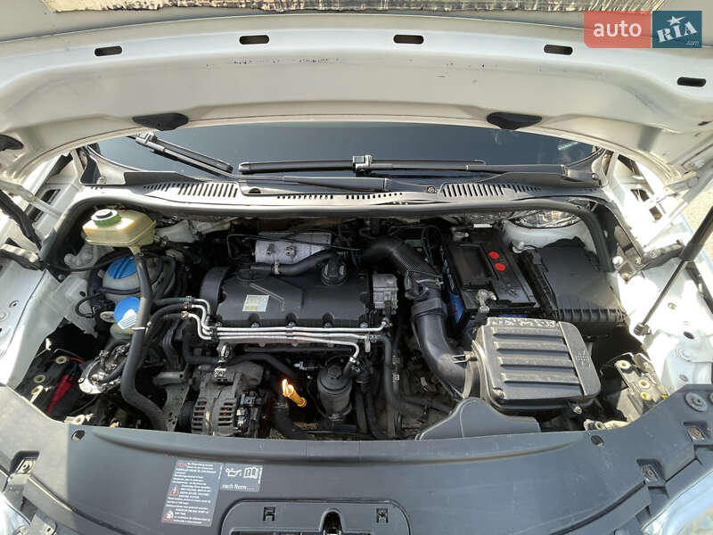 Мінівен Volkswagen Caddy 2006 в Харкові