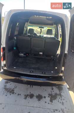 Мінівен Volkswagen Caddy 2012 в 