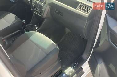 Грузовой фургон Volkswagen Caddy 2017 в 