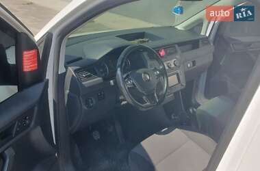 Грузовой фургон Volkswagen Caddy 2017 в 