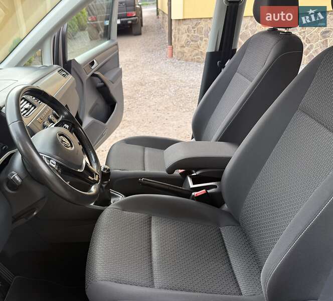 Минивэн Volkswagen Caddy 2017 в Львове
