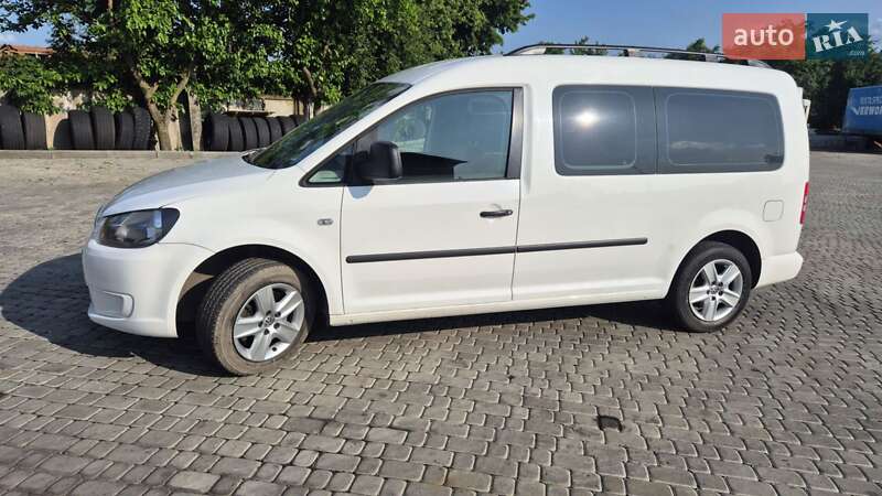 Минивэн Volkswagen Caddy 2012 в 