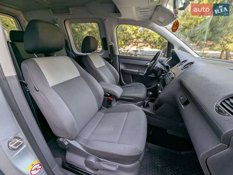 Мінівен Volkswagen Caddy 2014 в Луцьку