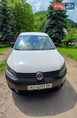 Вантажний фургон Volkswagen Caddy 2011 в Хусті