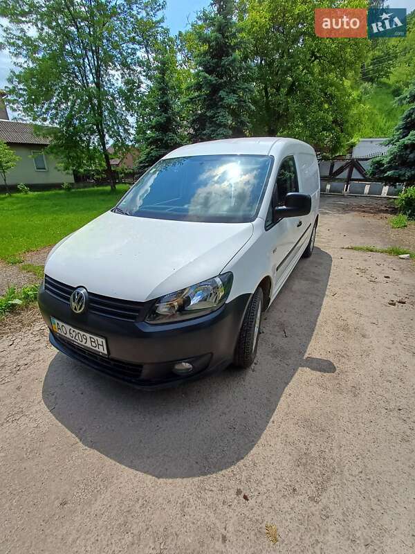 Грузовой фургон Volkswagen Caddy 2011 в 