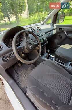 Грузовой фургон Volkswagen Caddy 2011 в 