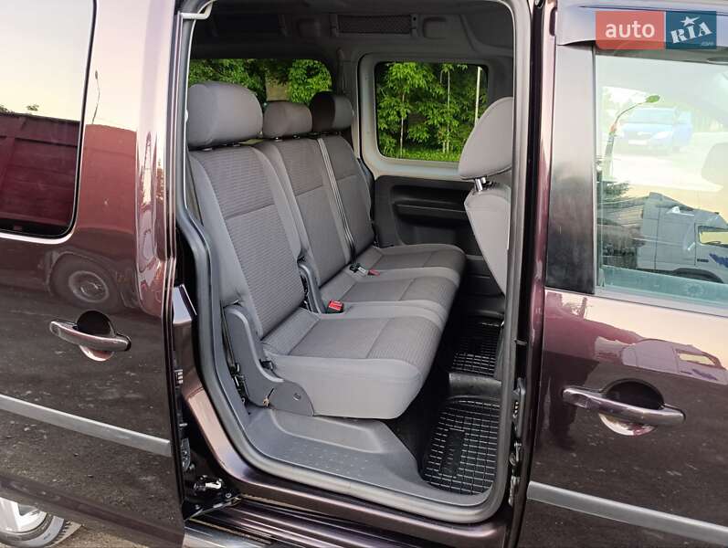 Минивэн Volkswagen Caddy 2011 в Теофиполе