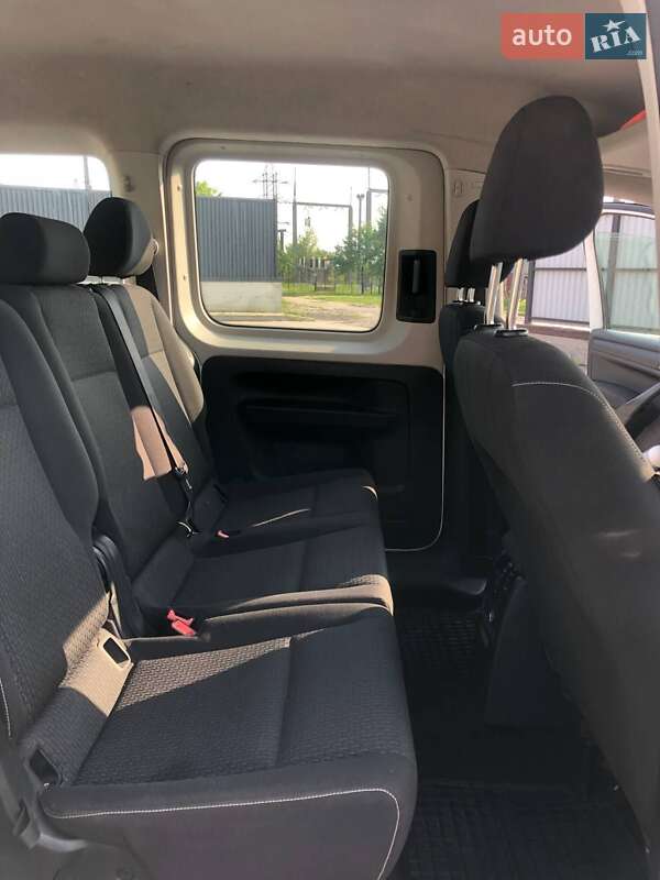 Минивэн Volkswagen Caddy 2016 в Луцке