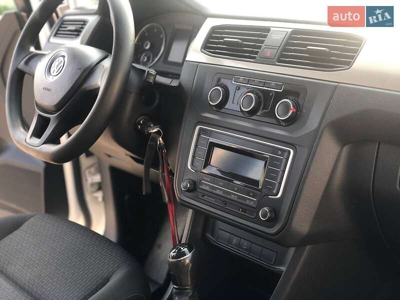 Минивэн Volkswagen Caddy 2016 в Луцке