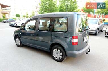 Минивэн Volkswagen Caddy 2010 в 