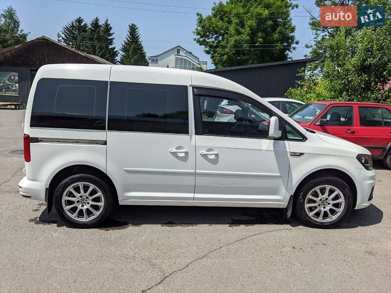 Минивэн Volkswagen Caddy 2017 в Хмельнике