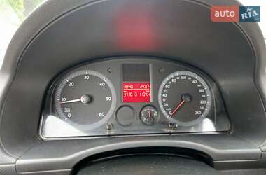 Минивэн Volkswagen Caddy 2004 в 