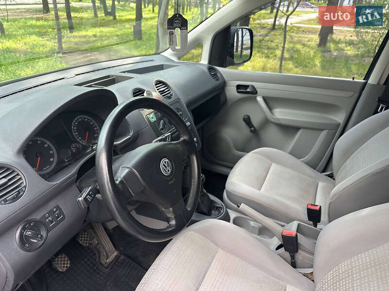 Минивэн Volkswagen Caddy 2009 в Николаеве
