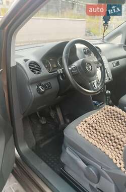 Минивэн Volkswagen Caddy 2011 в 