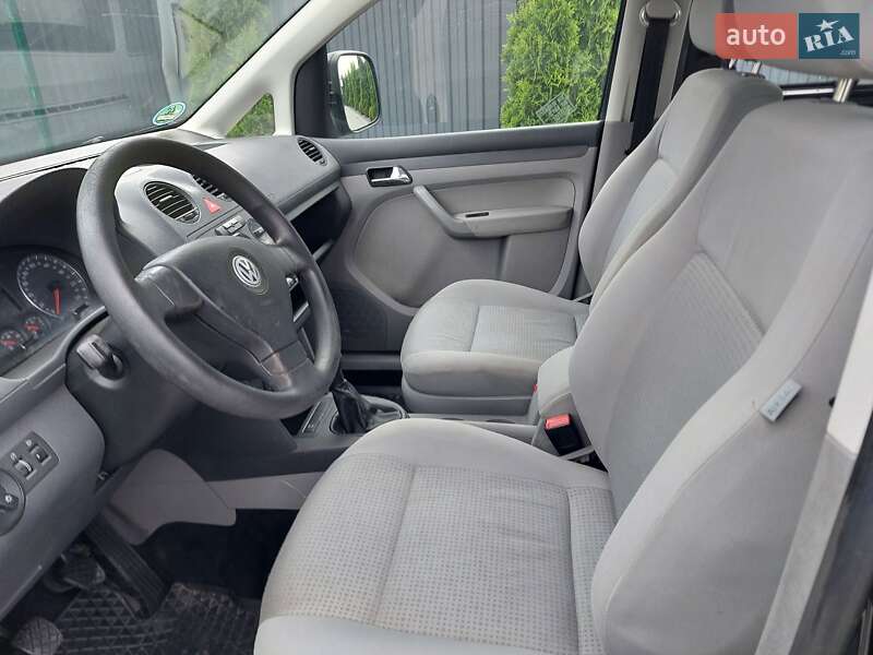 Минивэн Volkswagen Caddy 2010 в Виннице