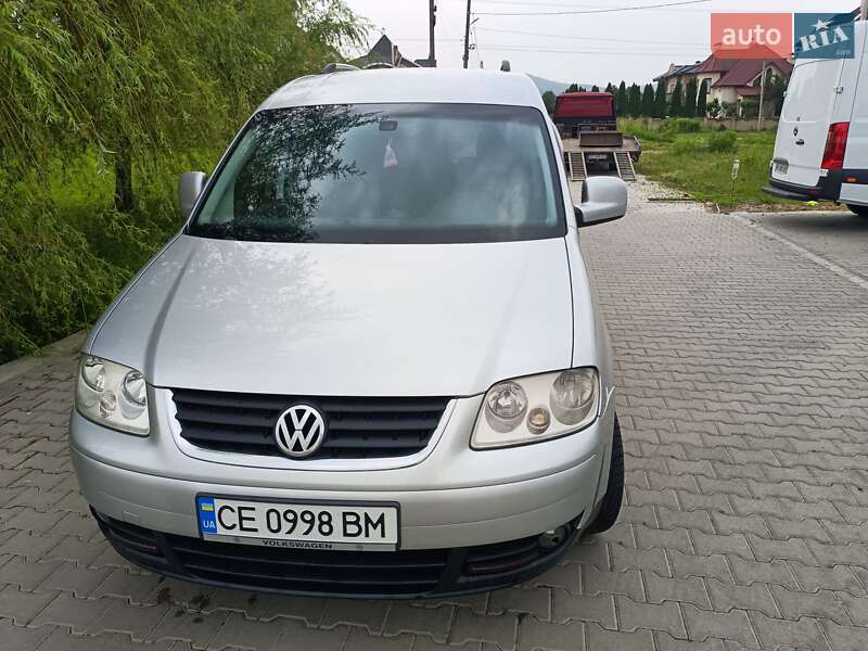 Минивэн Volkswagen Caddy 2010 в Черновцах