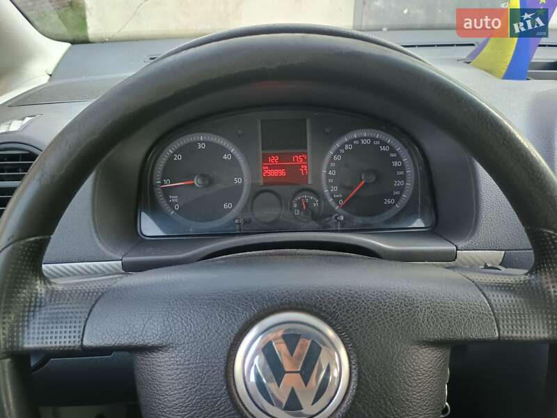 Мінівен Volkswagen Caddy 2004 в Жидачові