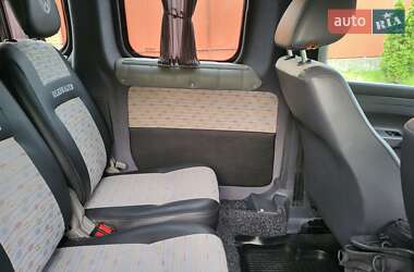 Минивэн Volkswagen Caddy 2011 в 