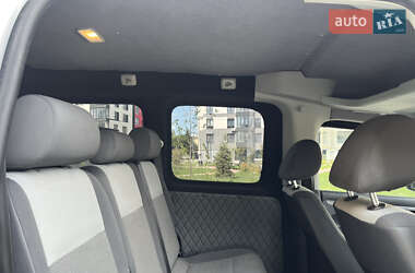 Минивэн Volkswagen Caddy 2011 в 
