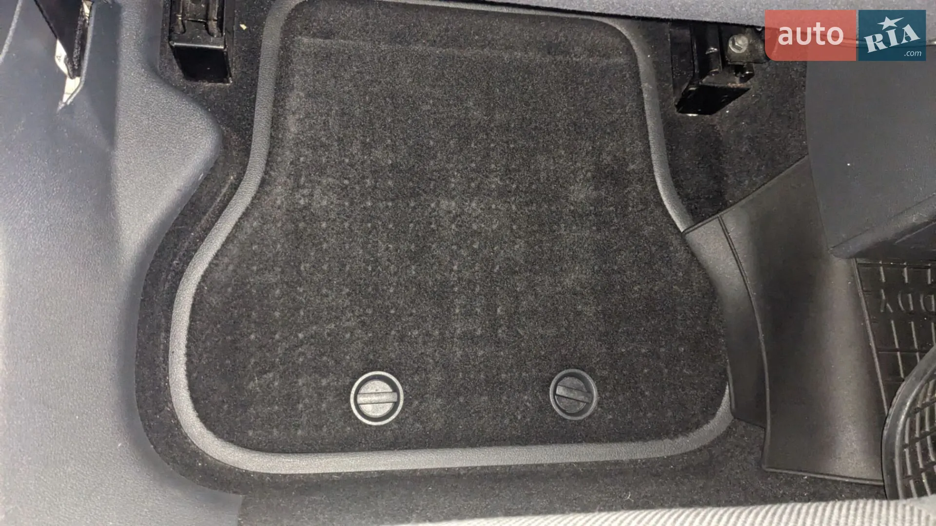 2013 Volkswagen Caddy - мініатюра 26