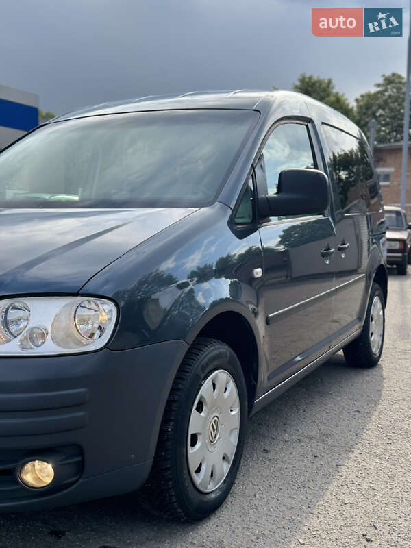 Минивэн Volkswagen Caddy 2005 в Лубнах