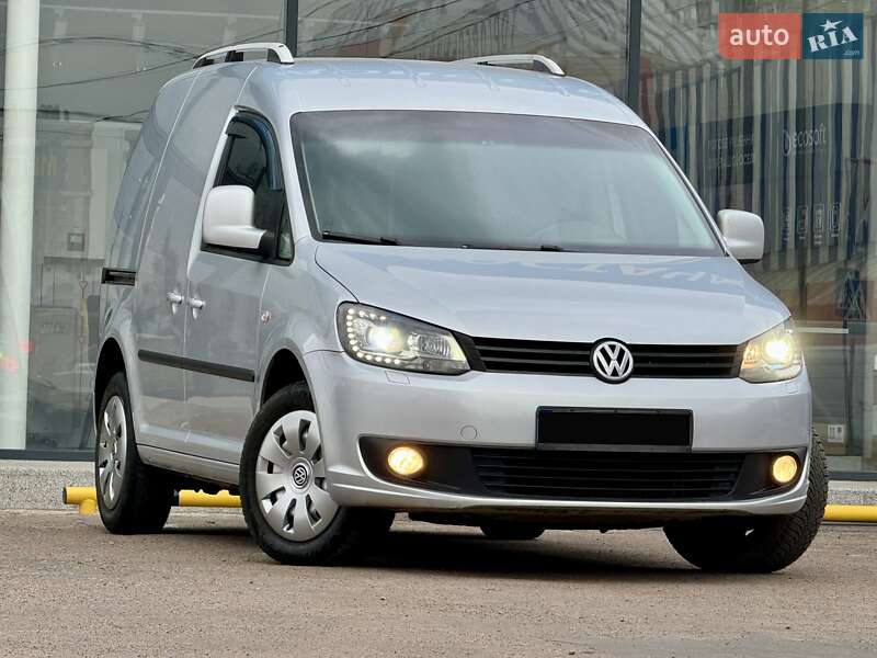 Грузовой фургон Volkswagen Caddy 2016 в Одессе