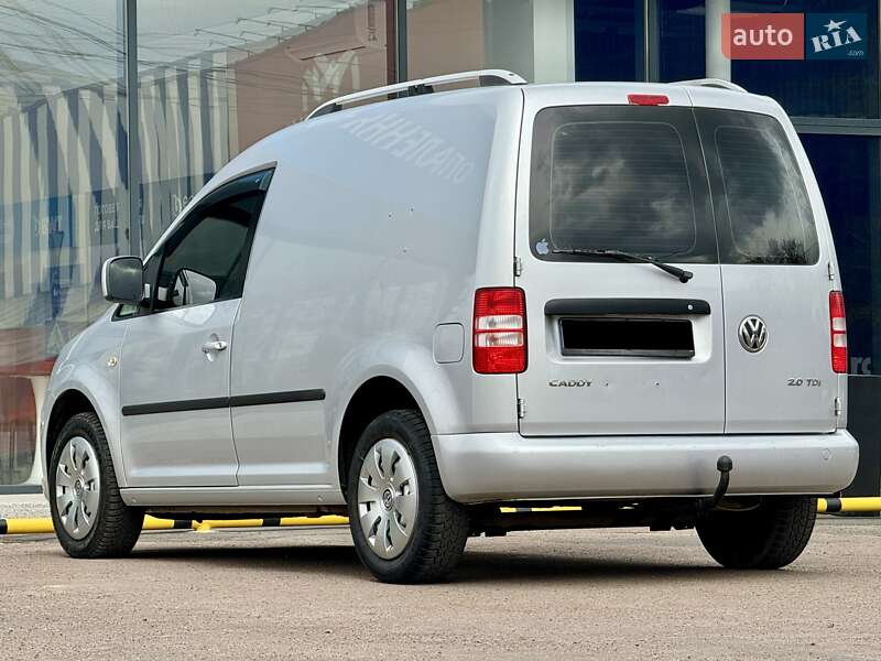 Грузовой фургон Volkswagen Caddy 2016 в Одессе