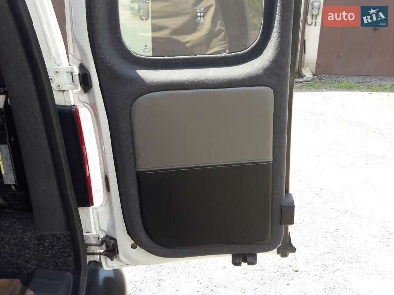 Минивэн Volkswagen Caddy 2013 в Костополе фото 32 Минивэн Volkswagen Caddy 2013 в Костополе