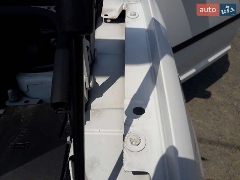 Минивэн Volkswagen Caddy 2013 в Костополе фото 44 Минивэн Volkswagen Caddy 2013 в Костополе