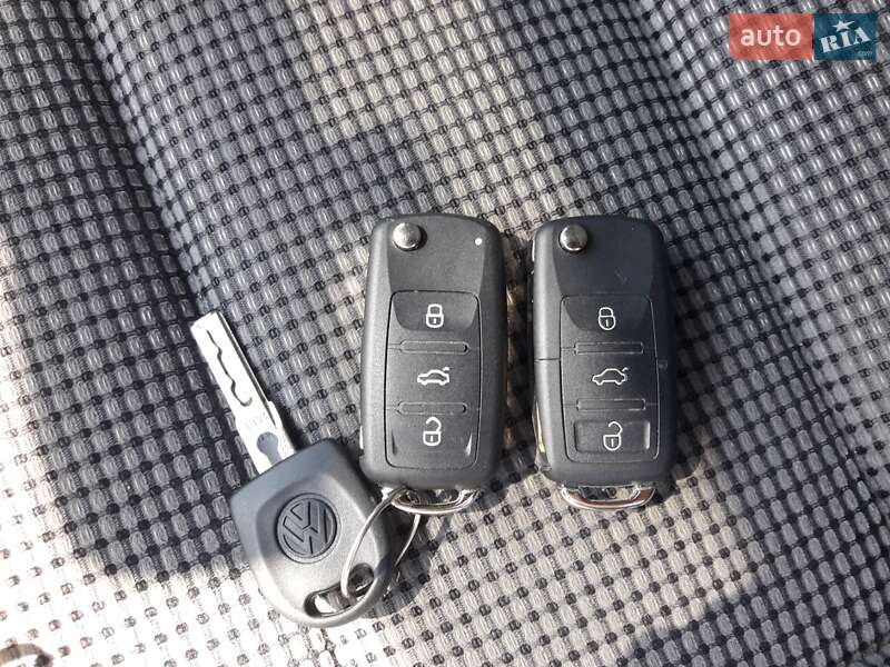 Минивэн Volkswagen Caddy 2013 в Костополе фото 55 Минивэн Volkswagen Caddy 2013 в Костополе