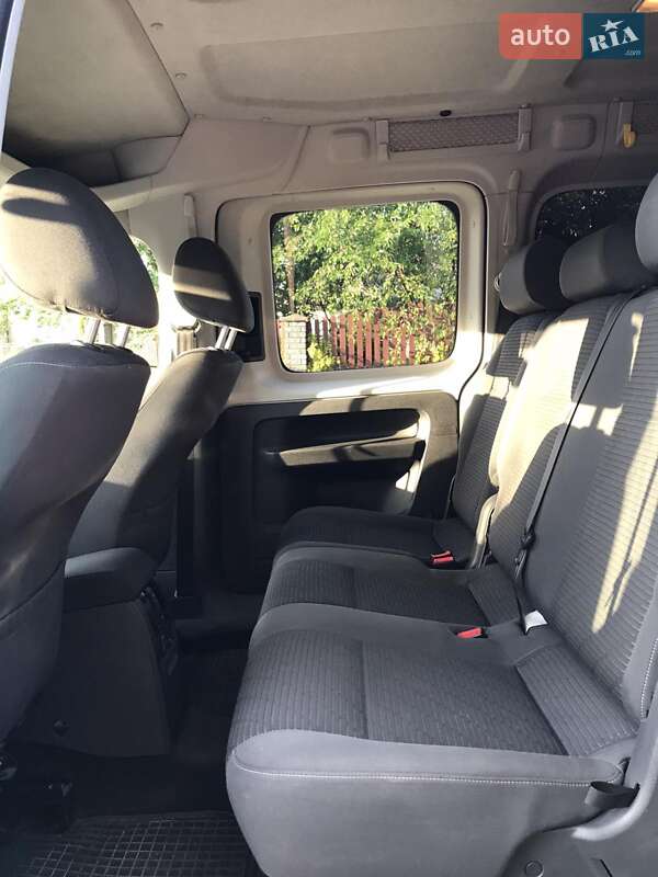 Минивэн Volkswagen Caddy 2013 в Богородчанах