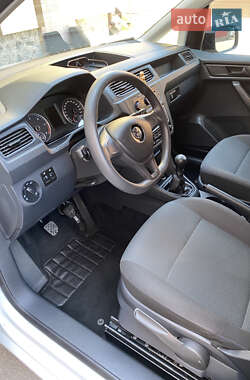 Минивэн Volkswagen Caddy 2016 в 